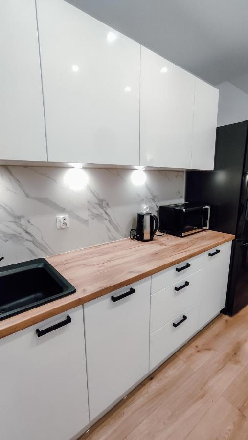 Zlote Apartamenty 36 Legnica Extérieur photo