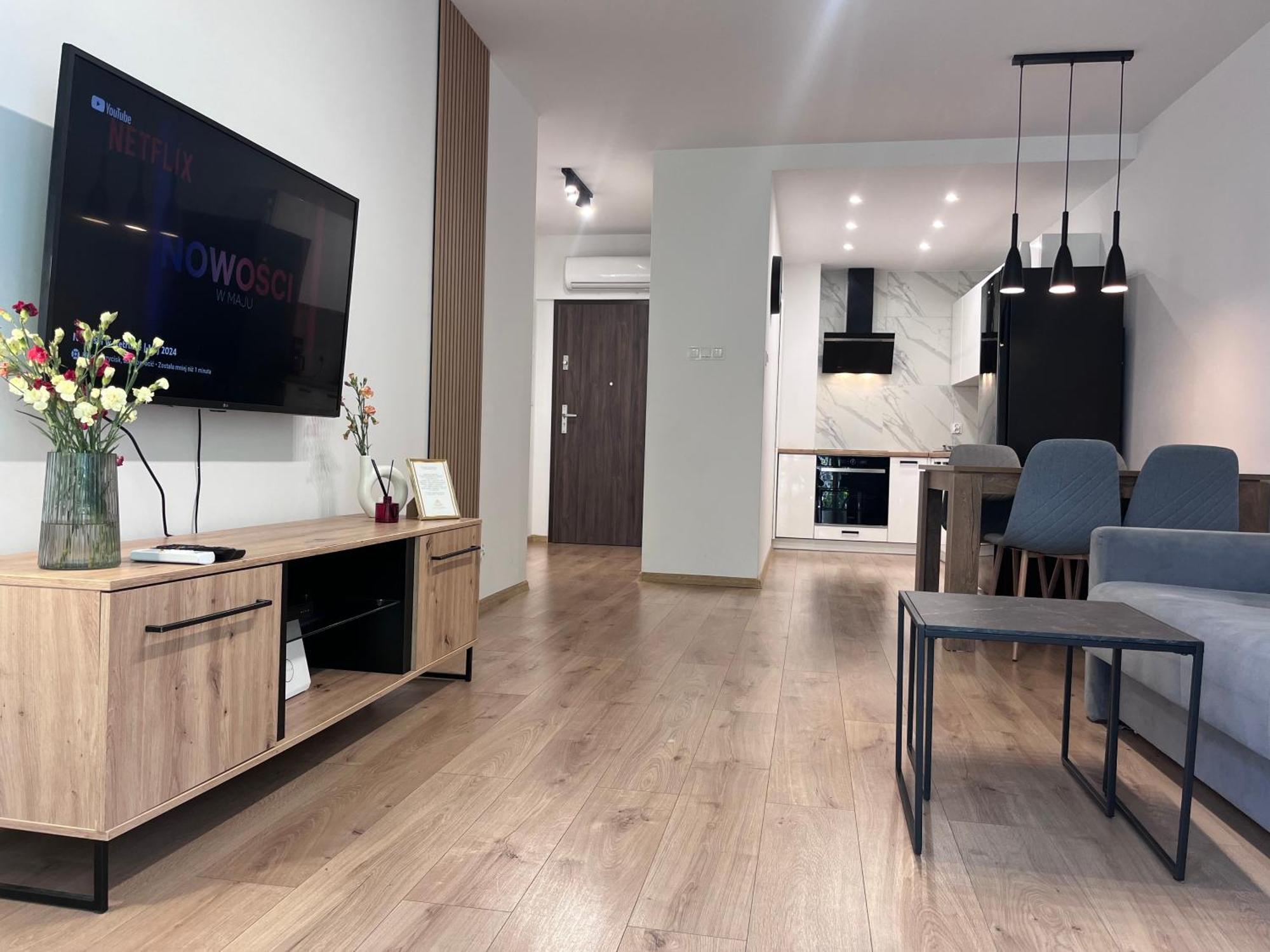 Zlote Apartamenty 36 Legnica Extérieur photo